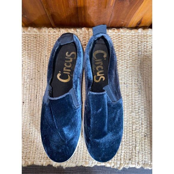 Sam Edelman Circus velvet blue slip on sneakers - Picture 7 of 9